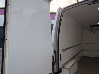 Renault Master Carrier Xarios 300 2.3 100kW