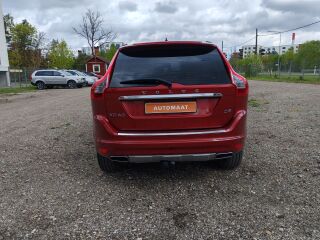 Volvo XC60 R-DESIGN LINE AWD 2.4 D5 140kW