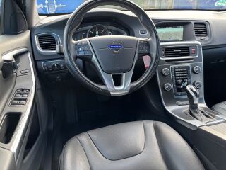 Volvo V60 SUMMUM AWD TWIN ENGINE Plug-In Hybrid 2.4 D6 158kW