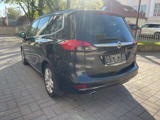 Opel Zafira Sport Tourer 2.0 R4 TDCI 121кВ