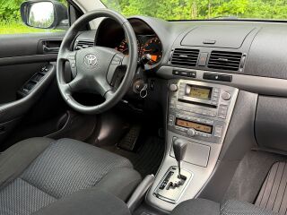 Toyota Avensis Linea Sol Technical 2.0 VVT-i 108kW