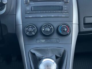 Toyota Auris 1.6 R4 91кВ