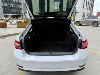 Skoda Superb 1.5 110кВ