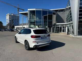 BMW X5 M Sportpakett 3.0 195kW