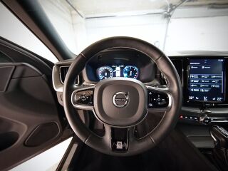 Volvo XC60 R-Design 2.0 D4 140kW