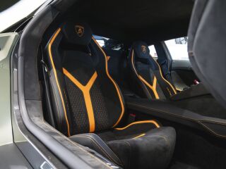 Lamborghini Aventador Ultimae 1/350 6.5 V12 574kW