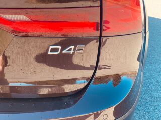 Volvo V90 Cross Country D4 2.0 140kW