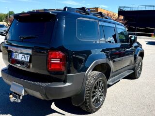 Toyota Land Cruiser SUV 2.8 D-4D Legend Technology 2.8 151кВ