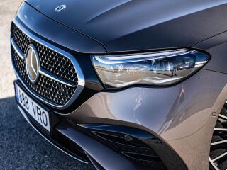Mercedes-Benz E 220 AMG Night Pakett 2.0 145kW
