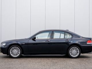 BMW 745 Individual 4.4 245кВ