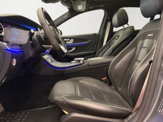 Mercedes-Benz E 63 AMG S 4.0 V8 BiTurbo 450kW