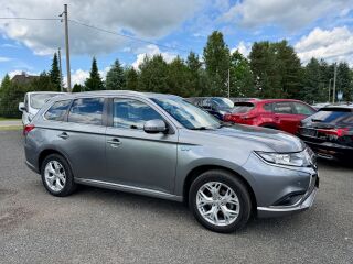 Mitsubishi Outlander 2.4 99кВ