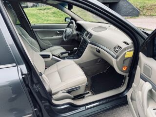 Volvo S80 Summum 2.4 R5 D5 120kW