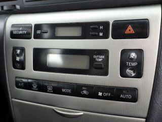 Toyota Corolla Linea Sol Facelift ATM 1.6 81kW
