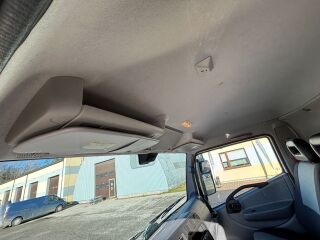 Renault D 4X2 EURO6 + BOX 130kW
