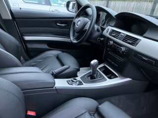 BMW 325 Xi 3.0 160kW
