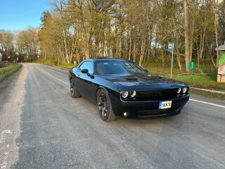 Dodge Challenger 5.7 280кВ