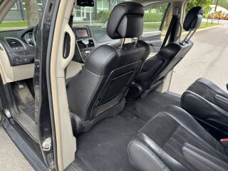 Lancia Voyager Platinum 2.8 120kW
