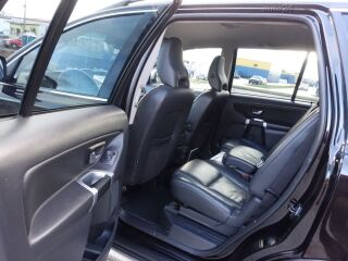 Volvo XC90 Momentum AWD Facelift EU5 2.4 TDI D5 147kW