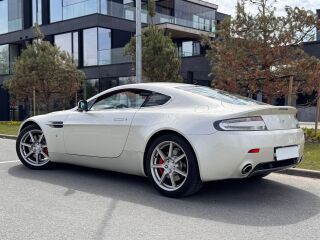 Aston Martin V8 Vantage V8 283kW