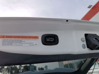 Mitsubishi Outlander Instyle 4WD 2.4 PHEV 165кВ