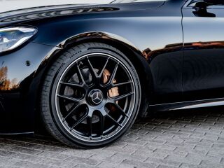 Mercedes-Benz E 300 de AMG 4Matic Airmatic Plug-In 2.0 235kW