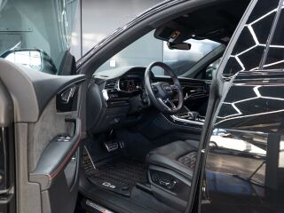 Audi RS Q8 Exclusive Black Styling 4.0 441kW