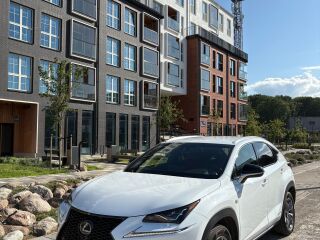 Lexus NX 300h FSport 2.5 114kW
