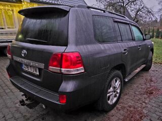Toyota Land Cruiser 4.5 210kW