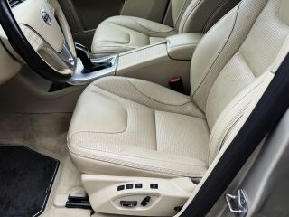 Volvo XC60 SUMMUM INSCRIPTION FFD MY17 D3 110kW