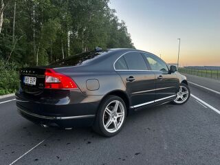 Volvo S80 D4 133кВ