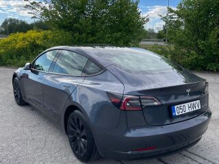 Tesla Model 3 153кВ