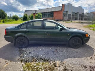 Volkswagen Passat B3 1.6 74kW