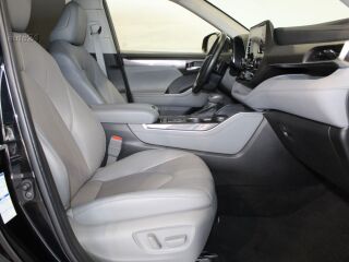Toyota Highlander Executive AWD 2.5 140кВ