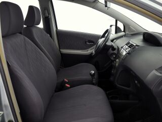Toyota Yaris Linea Sol Facelift A-C 1.3 73kW