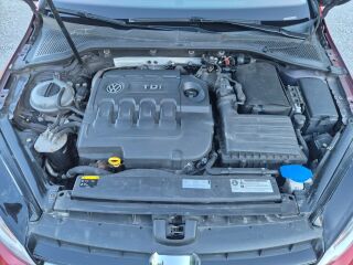 Volkswagen Golf Highline 1.6 81kW