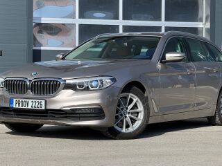 BMW 530 xDrive Touring Individual 3.0 195kW