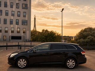 Toyota Avensis 1.8 i 108кВ