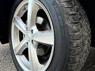 Toyota RAV4 AWD 4x4 Comfort EU5 2.2 R4 D-4D TDI 110кВ