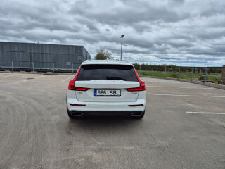 Volvo V60 Cross Country D4 AWD 2.0 140кВ