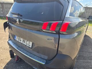 Peugeot 5008 2.0 130kW