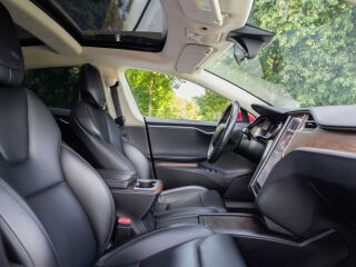 Tesla Model S Dual Motor 386kW 158кВ