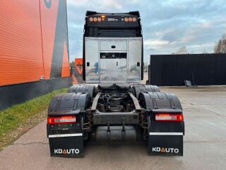 Volvo FH16 750 6x4 551kW