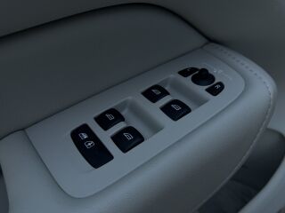Volvo XC60 AWD Inscription Recharge Plug-In Hybrid 2.0 T8 223kW