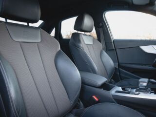Audi A4 Limousine S-Line MHEV 2.0 TFSI 150kW