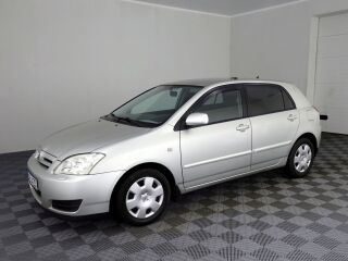Toyota Corolla Linea Sol Facelift 1.4 71кВ