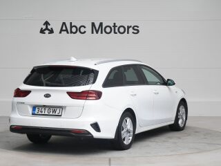 Kia Ceed LX Plus 1.5 118кВ