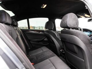 BMW M550 i xDrive M-Performance 4.4 V8 375kW