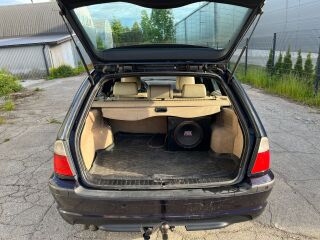BMW 330 2.9 135kW