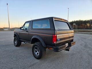 Ford Bronco 5.8 V8 149kW
